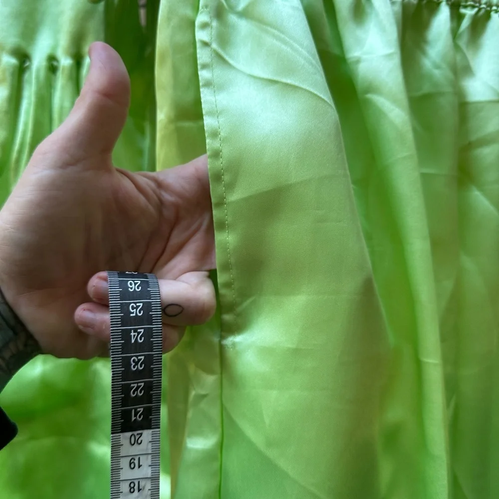 LIME GREEN SHINY Shimmer Pajama Set With Gloves Size Small Like New Pink Trim - Picture 6 of 11